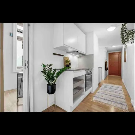 Homestay Small With Smart Solution In Of Only 2 Km From The Station Oslo