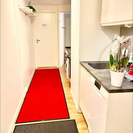 Privat overnatting Small With Smart Solution In Of Only 2 Km From The Station Oslo