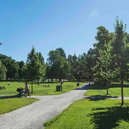 Small With Smart Solution In Of Only 2 Km From The Station Séjour chez l'habitant