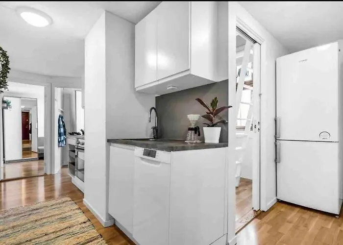 Séjour chez l'habitant Small With Smart Solution In Of Only 2 Km From The Station