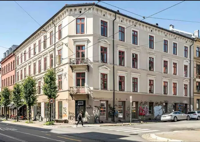 Small With Smart Solution In Of Only 2 Km From The Station * Oslo